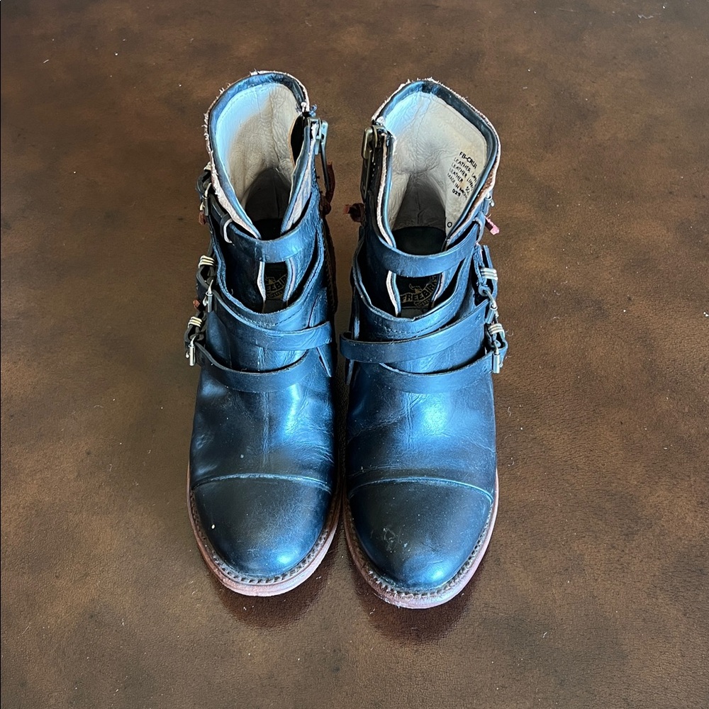 FREEBIRD CRUE Leather Buckle Ankle Boots